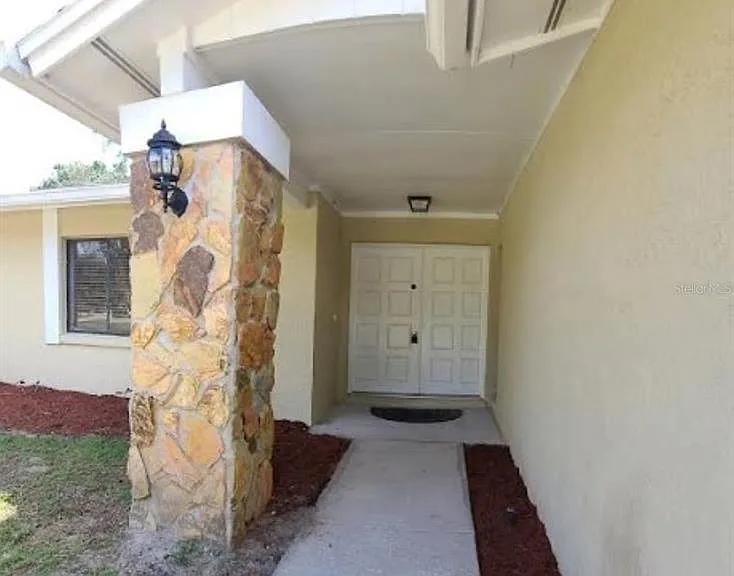 8005 Beltrees Ct — Photo 13