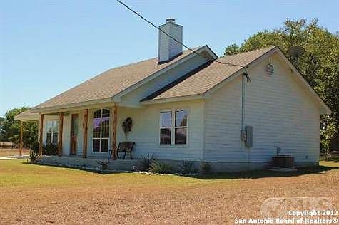 2nd image of 1501 Enchanted River Dr