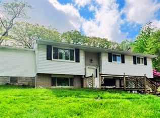 87 McMichael Rd, Carnegie, PA 15106