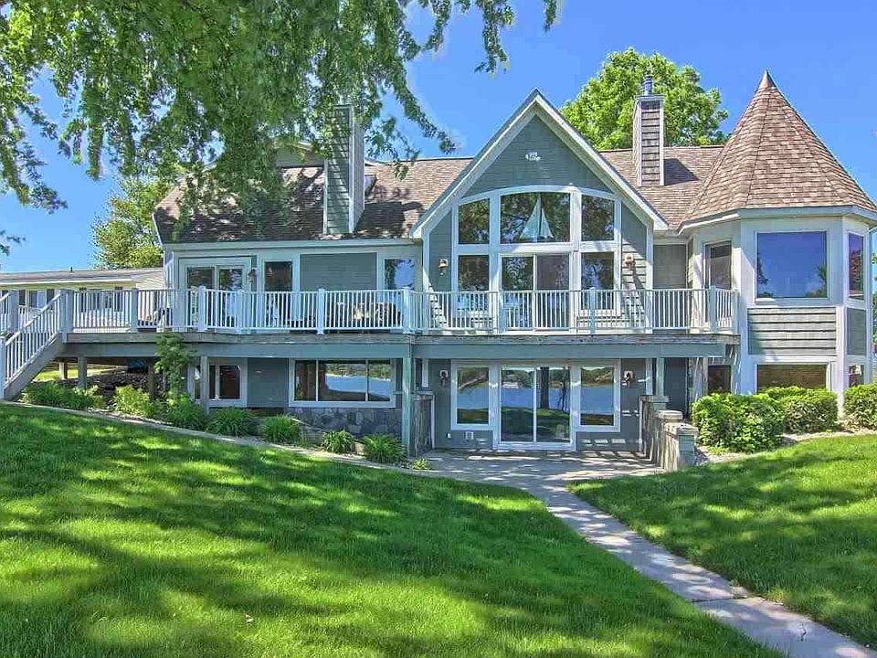 1044 N West Silver Lake Rd, Traverse City, MI 49685 Zillow