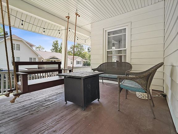 3rd image of 219 Kreitzer Ave