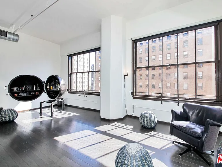 1645 N Vine St #603 — Photo 22