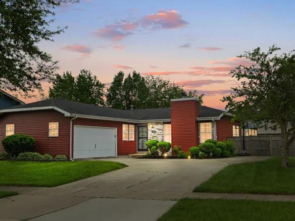 5733 Woodgate Dr, Matteson, IL 60443
