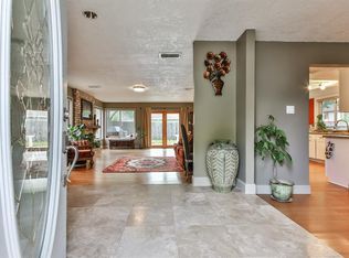 2202 Brook View Ln, Sugar Land, TX 77479