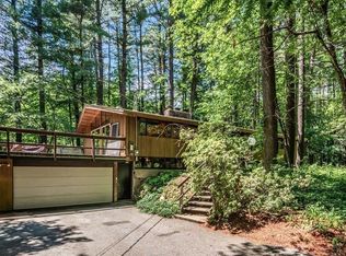 238 Annursnac Hill Rd, Concord, MA 01742