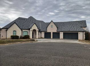 185 Brett Ct, Washington, OK 73093