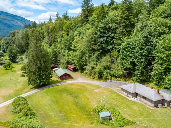 39541 Baker Lake Road, Concrete, WA 98237