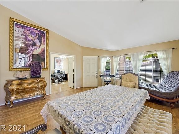 4th image of 5024 Tropical Glen Ct