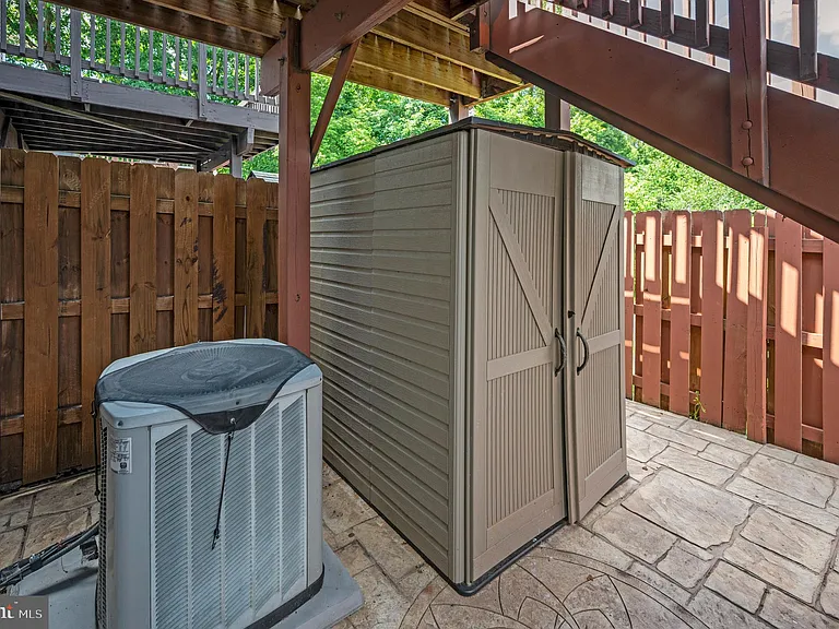 104 Stingray Ct — Photo 47