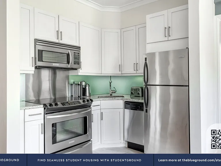 210 W 70th St #502 — Photo 6