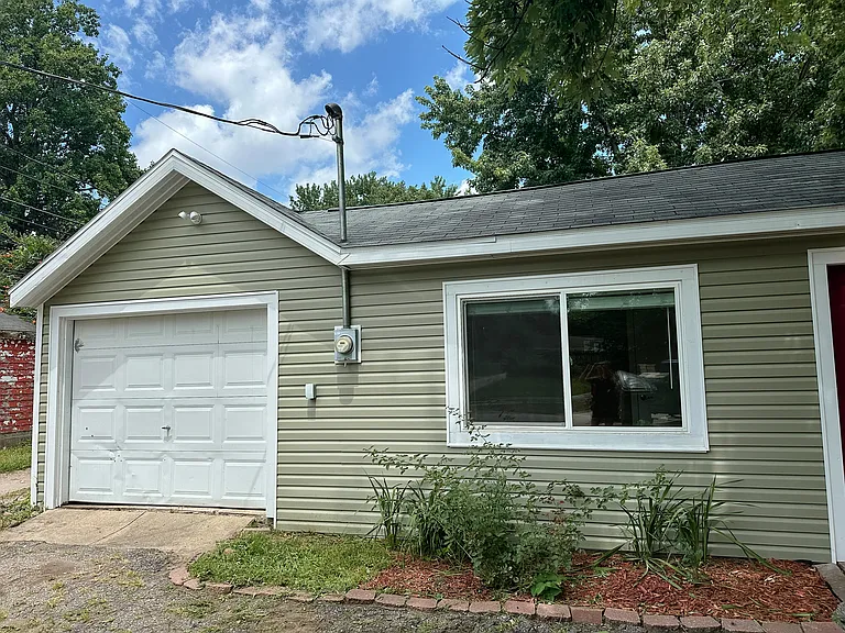 3200 Wright St — Photo 21