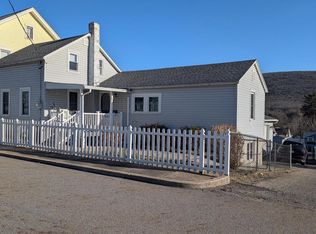 210 E Spruce St, Williamstown, PA 17098