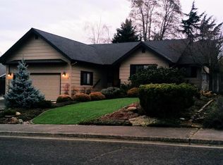 1880 Saint Clair St, Medford, OR