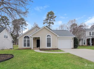 1861 Colin Creek Ln, Charlotte, NC 28214
