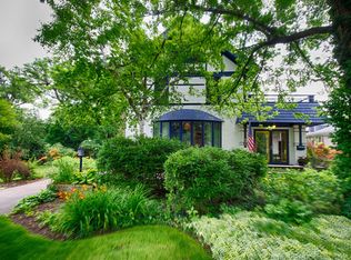 315 Longcommon Rd, Riverside, IL 60546