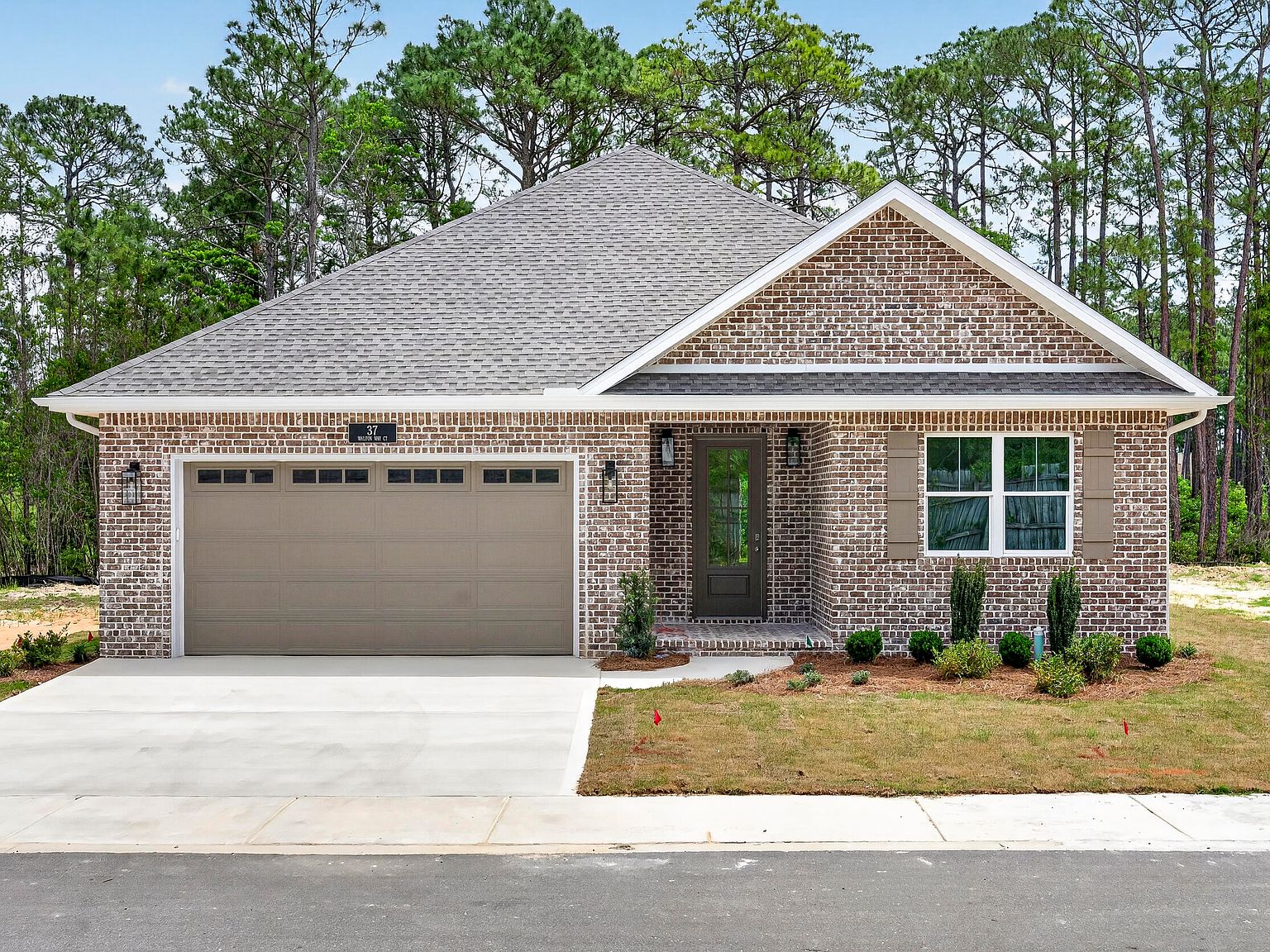 37 Walton Way