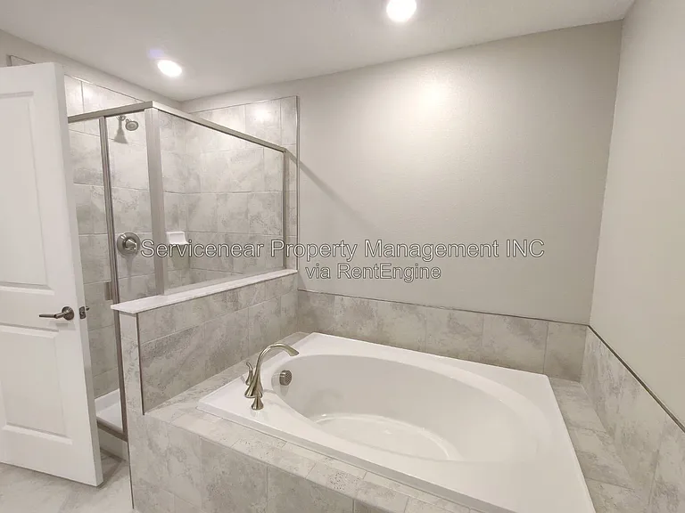 1618 Roseville St — Photo 19