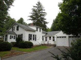 103 Manchonis Rd, Wilbraham, MA 01095