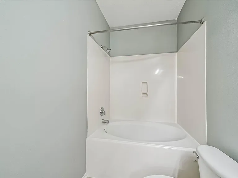 8726 Old Maple Ln — Photo 21
