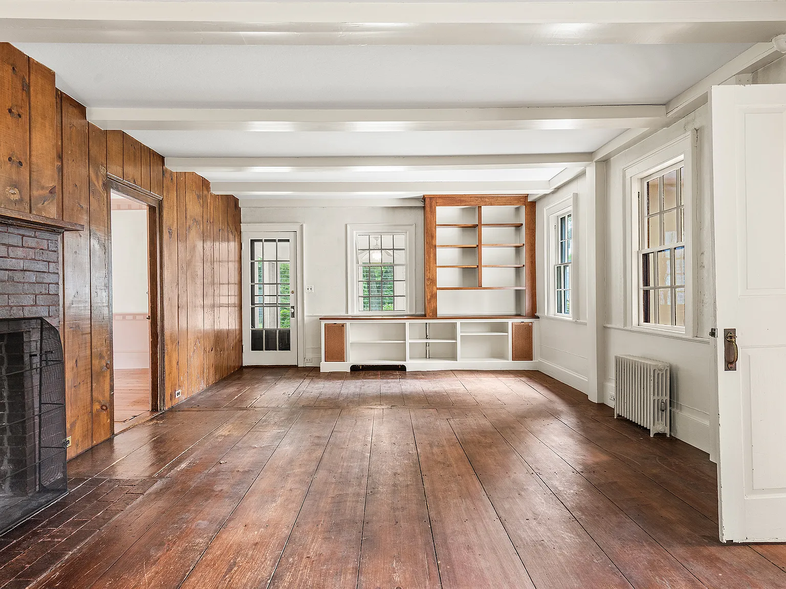 4 bed, 3300 sqft, $5,750 — Photo 4