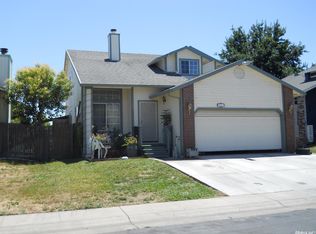 163 Creekside Cir, Sacramento, CA