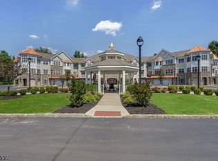 1215 Berry Farm Rd, Whitehouse Station, NJ 08889