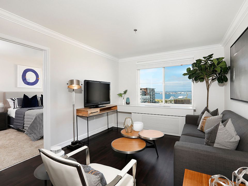 1st image of 2040 Columbia St APT 206