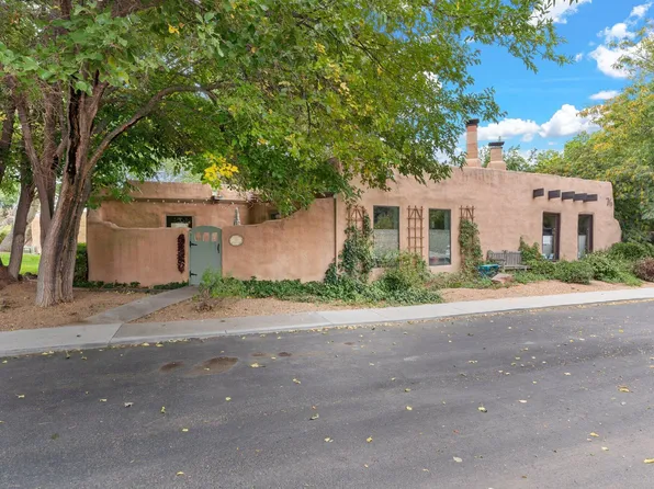 3939 Rio Grande Blvd NW Unit 77, Albuquerque, NM 87107