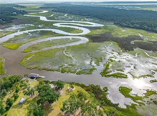 24 Carriage Dr, Saint Simons Island, GA 31522