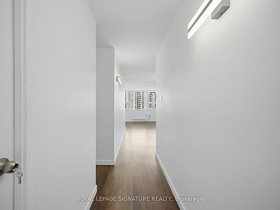 3rd image of 121 Ling Rd #1204