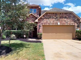 1505 Brook Hollow Dr, Pearland, TX 77581