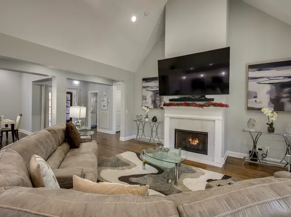 11233 Hixson Pike, Soddy Daisy, TN 37379