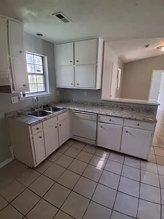 110A Fruitwood Trce #A — Photo 3