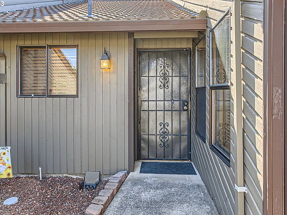 3rd image of 13802 NW 10th Ct APT B