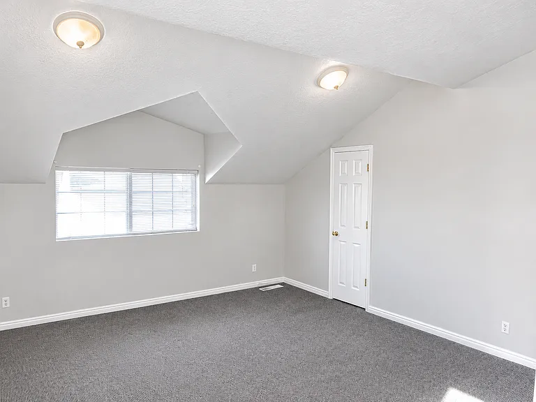 781 N Valley View Dr #11 — Photo 6