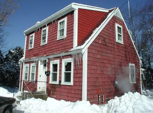 4 Hill Top Ln, Rockport, MA 01966