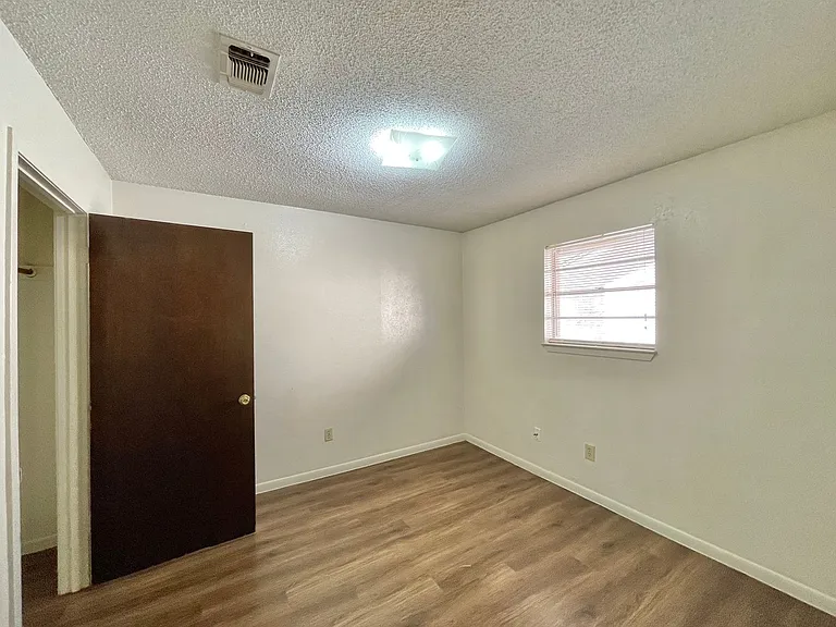 624 Sunset Ln — Photo 25