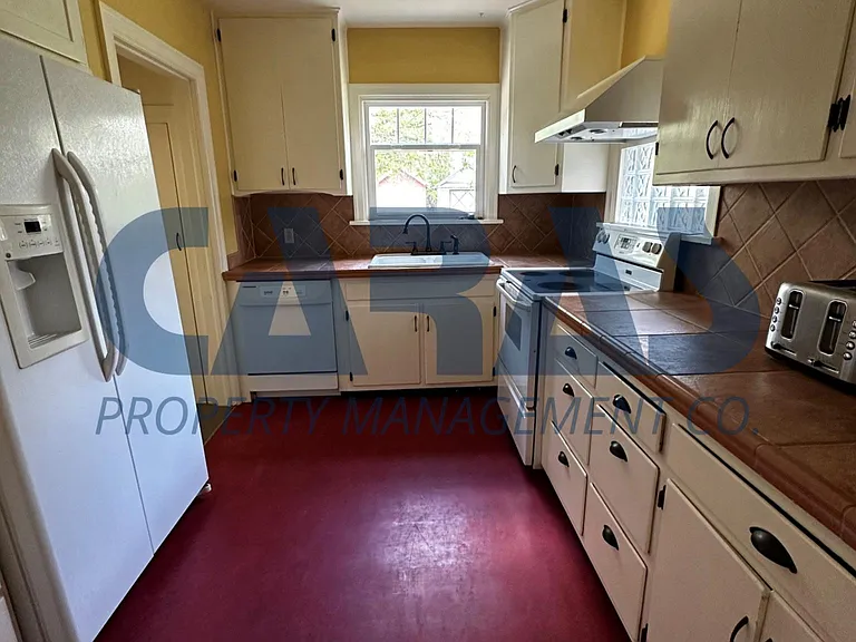 706 S 4th St — Photo 7
