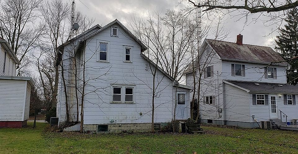 1st image of 125 E Maryland Ave