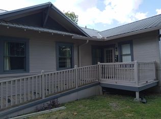 420 E Weinert St #2, Seguin, TX 78155