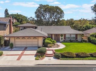 24926 El Cortijo Ln, Mission Viejo, CA 92691