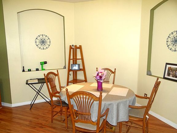 5th image of 8572 Acorn Ridge Ct