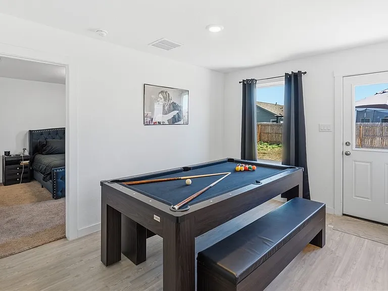 2706 Lannister Ln — Photo 9