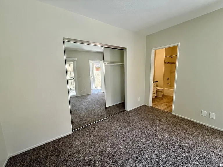 3348 Pasadena Ave #101 — Photo 7