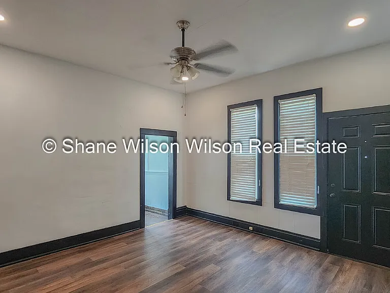 2406 Bailey Ave — Photo 9