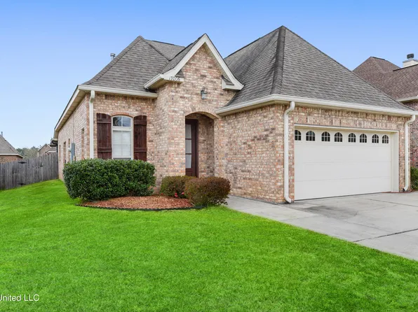 17006 Sago Dr, Diberville, MS 39540