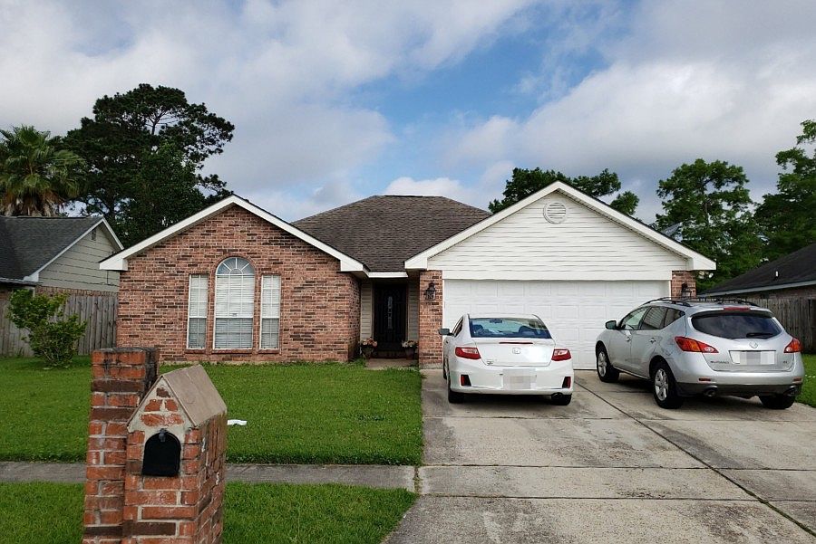 1st image of 2145 Golfview Dr