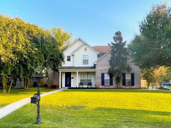 37029 N Millstone Dr, Geismar, LA 70734