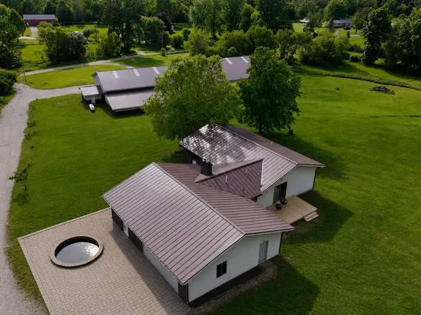 3200 Bayliss Dr, Oxford, MI 48371