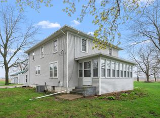 4799 S Center Rd, Rochelle, IL 61068